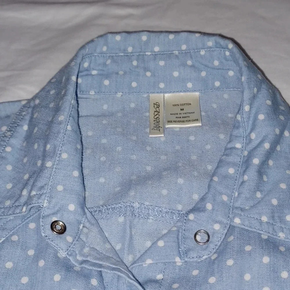 Passport Button down shirt with pearl snaps - Picture 2 of 6